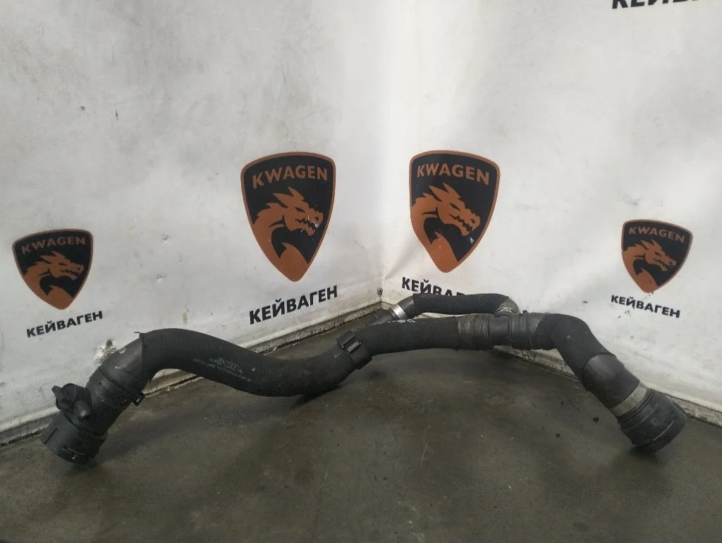 Патрубок системы охлаждения Audi A4 2008 B8