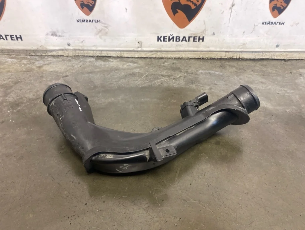 Патрубок интеркулера Volkswagen Passat 2008 B6