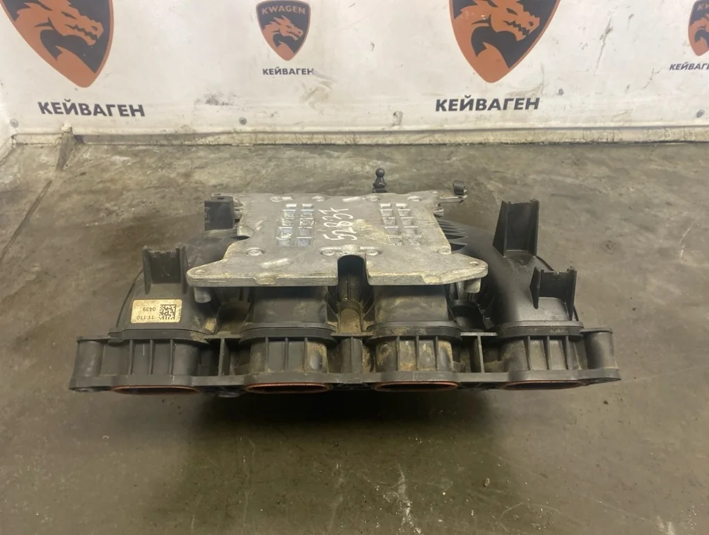 Коллектор впускной BMW X1 2011 E84