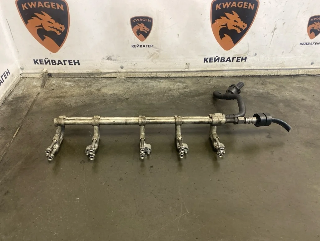 Топливная рейка Volkswagen Touareg 2004 7L