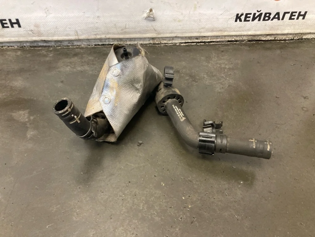 Кран печки Volkswagen Touareg 2013 7P