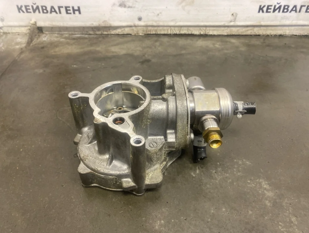 Топливный насос Skoda Octavia 2013 A7