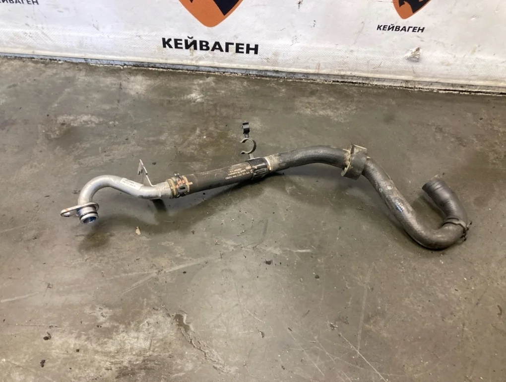 Патрубок Volkswagen Touareg 2015 7P