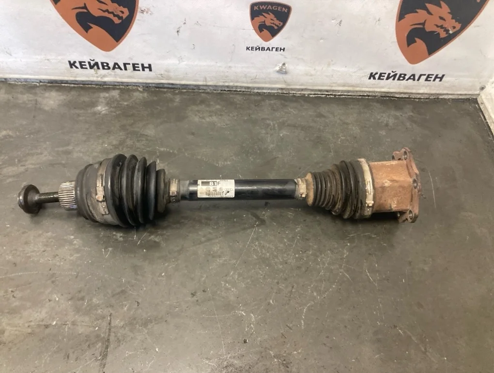 Привод Audi SQ5 2013 8R