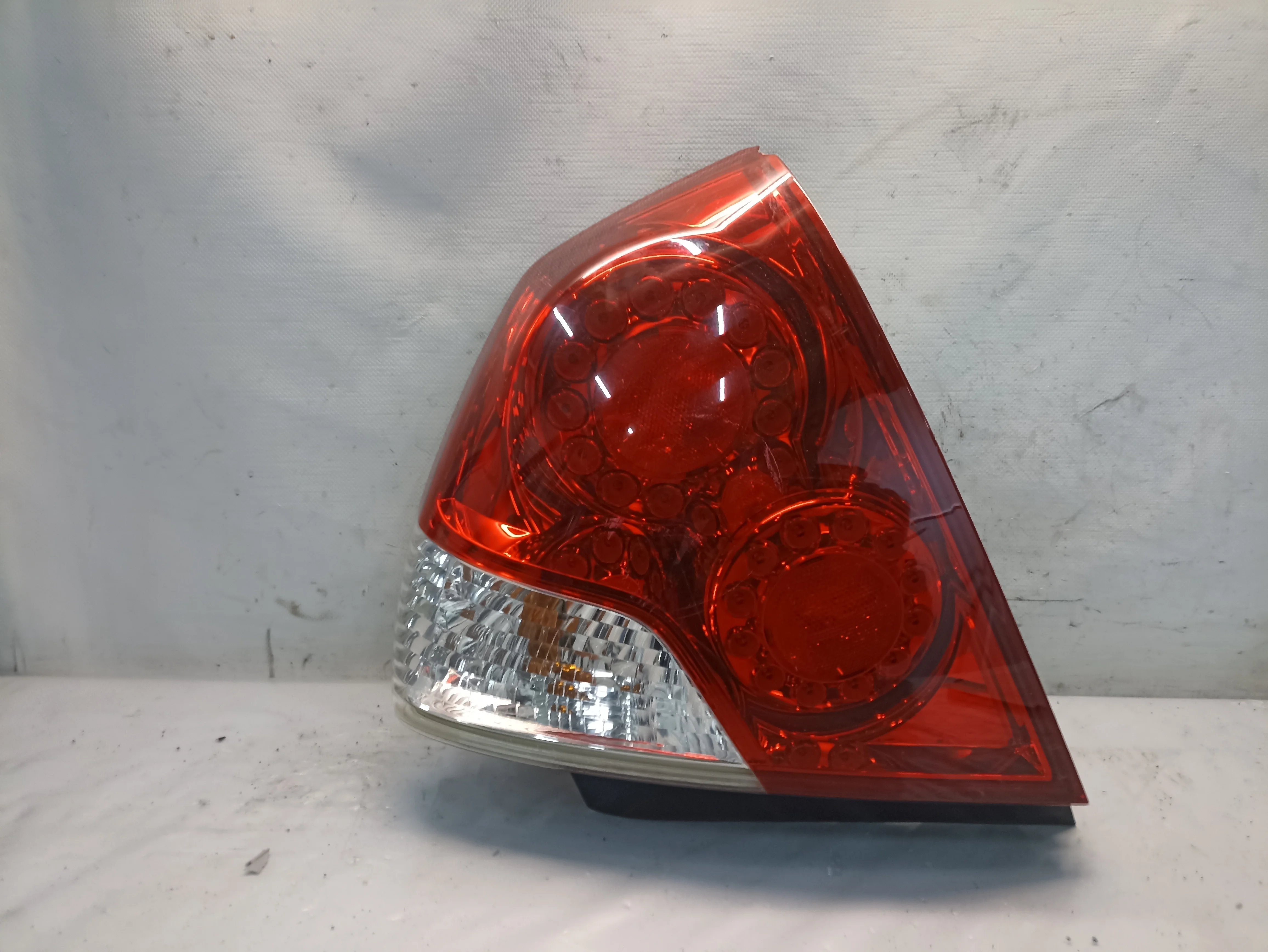 ФОНАРЬ NISSAN INFINITI ПРАВО 26550EG625 NA7477