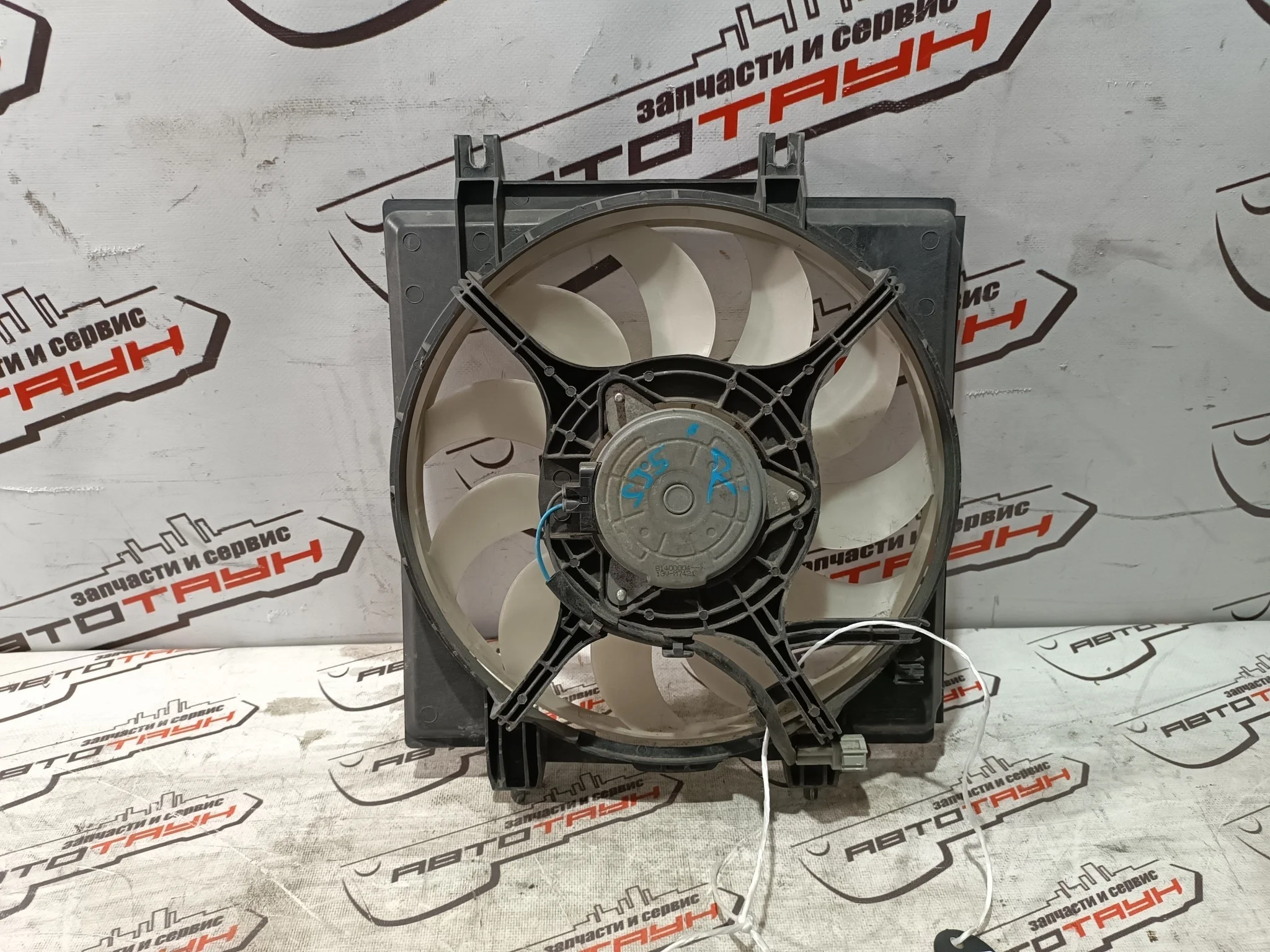 ДИФФУЗОР SUBARU FORESTER LEVORG SJ5 SJG VM4 VMG FA20E FB16E FB20A ПРАВЫЙ 73310SG000