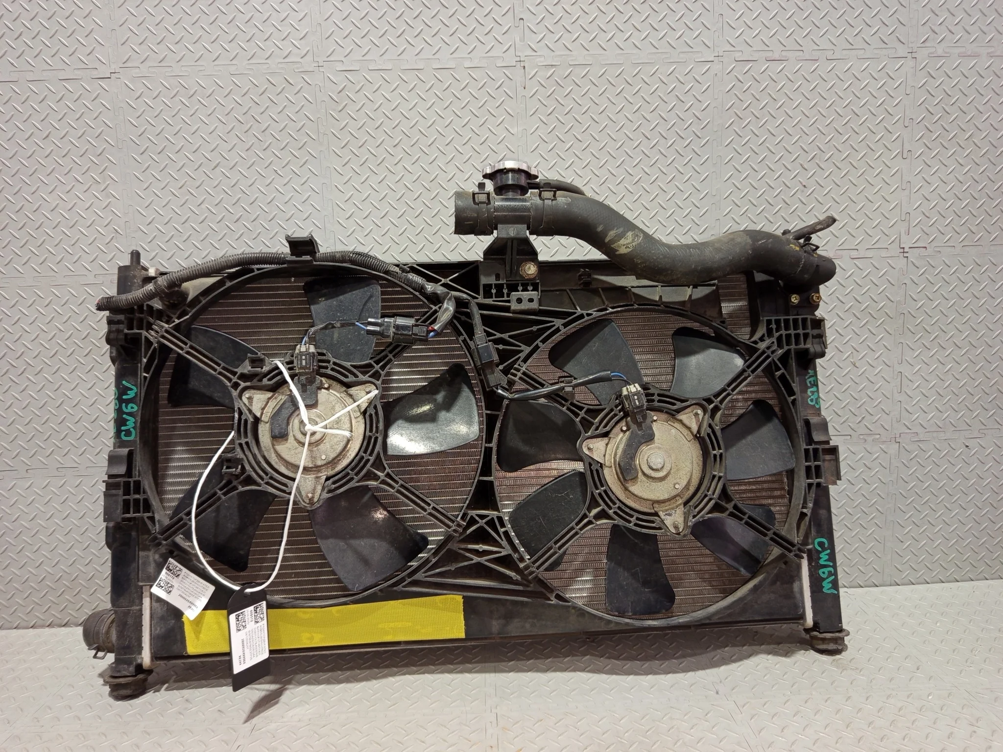 РАДИАТОР ДВИГАТЕЛЯ MITSUBISHI CITROEN PEUGEOT ... 4B12 4J10 6B31 ... LANCER EVOLUTION OUTLANDER RVR ... GA2W GA3W GA4W ... МТМ АТМ БЕЗ ТРУБОК 1350A297 XE289