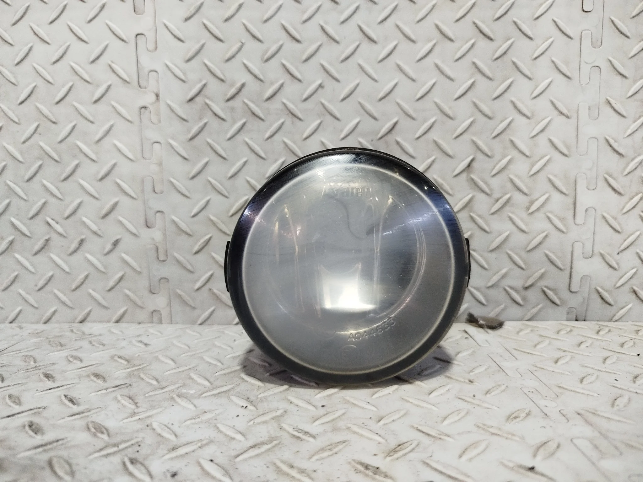 ТУМАНКА NISSAN INFINITI VOLVO SUZUKI ... QX56 QX80 SERENA SKYLINE TIIDA TIIDA LATIO X-TRAIL ... Y51 Y62 YF15 Z12 Z51 Z62 ZE11 2704 ЛЕВАЯ ПРАВАЯ 261508990B GA318Z(2)