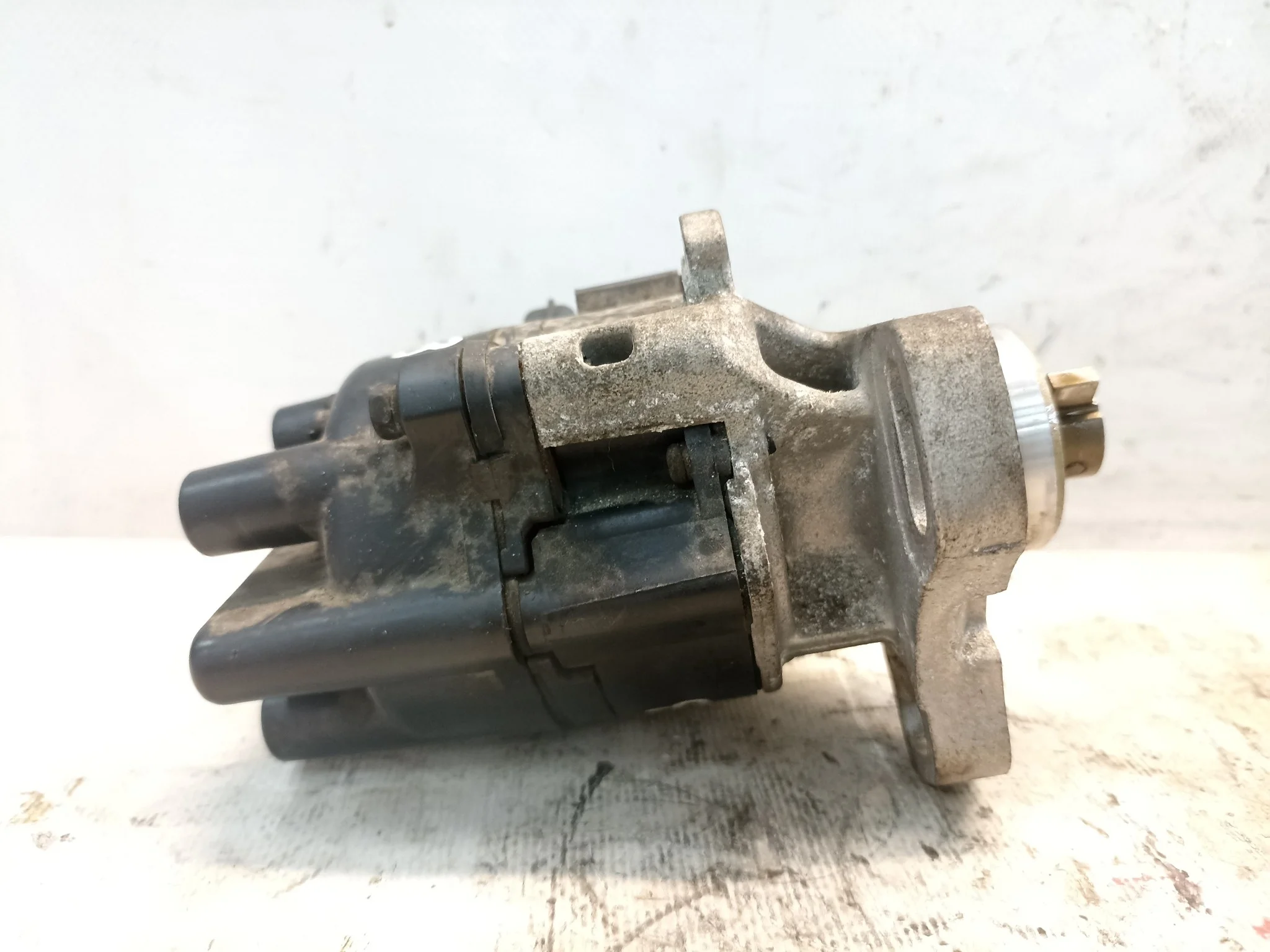 ТРАМБЛЕР MAZDA FORD B5B418200 S4193Z