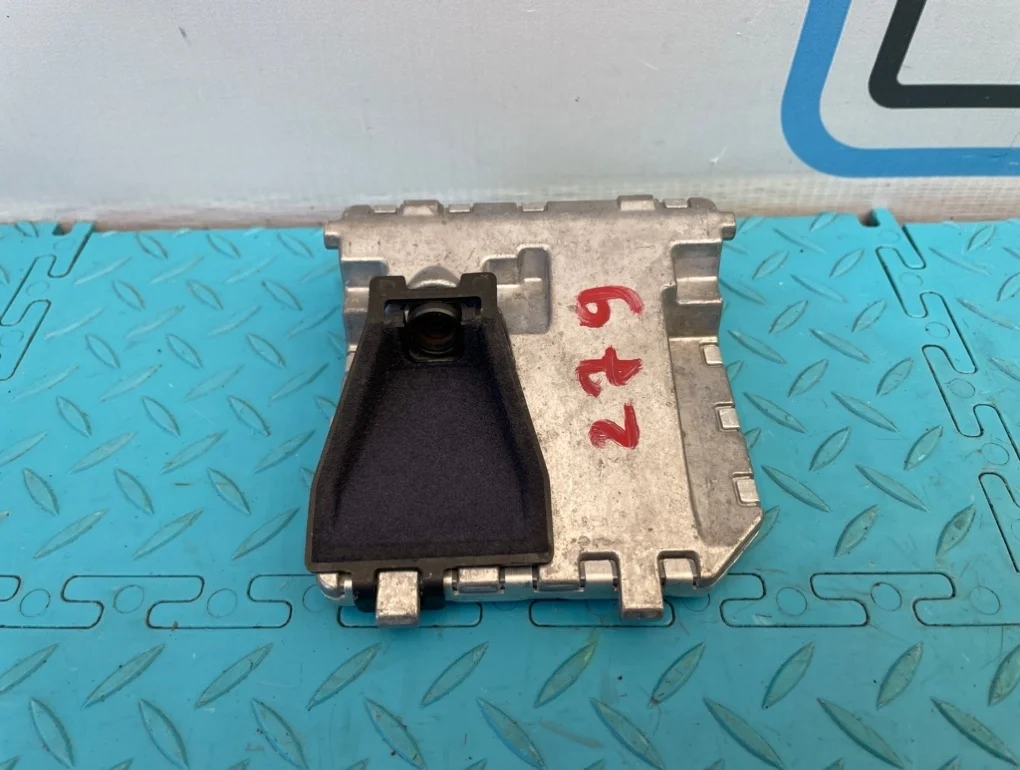 Камера передняя Mercedes-Benz S-Class 2006 A0009050038 W221 272.965 3.5