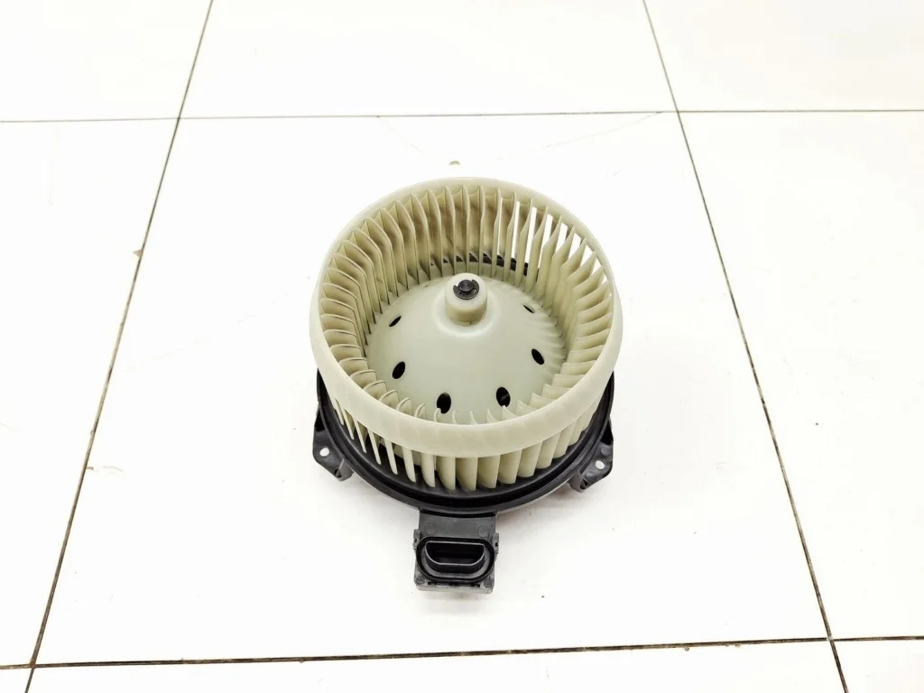 Моторчик печки Toyota Corolla 2008 E150