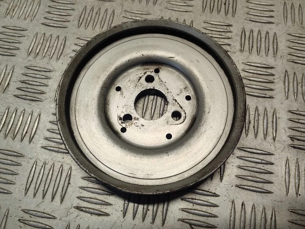 Шкив насоса гур Audi A6 C5