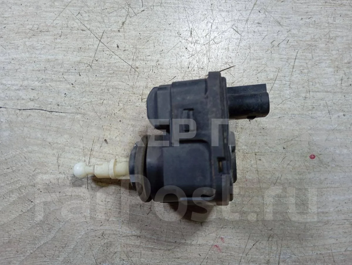 Моторчик корректора фары Митсубиси Каризма 1