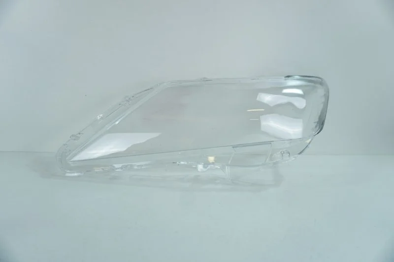 Стекло фары Toyota Camry 2011-2014 8117033840 V50, левое