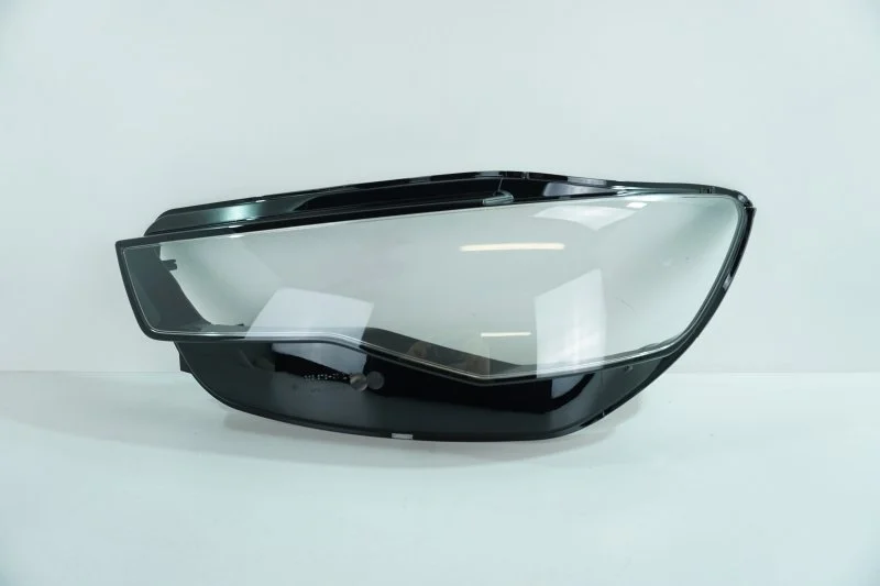 Стекло фары Audi A6 2014-2018 4G0941005F C7, левое