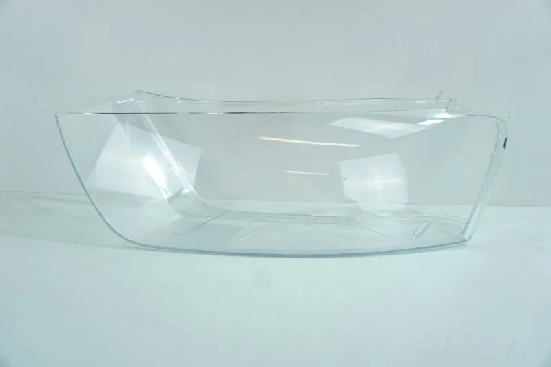 Стекло фары Audi Q3 2011-2014 8U0941003H 8U, левое