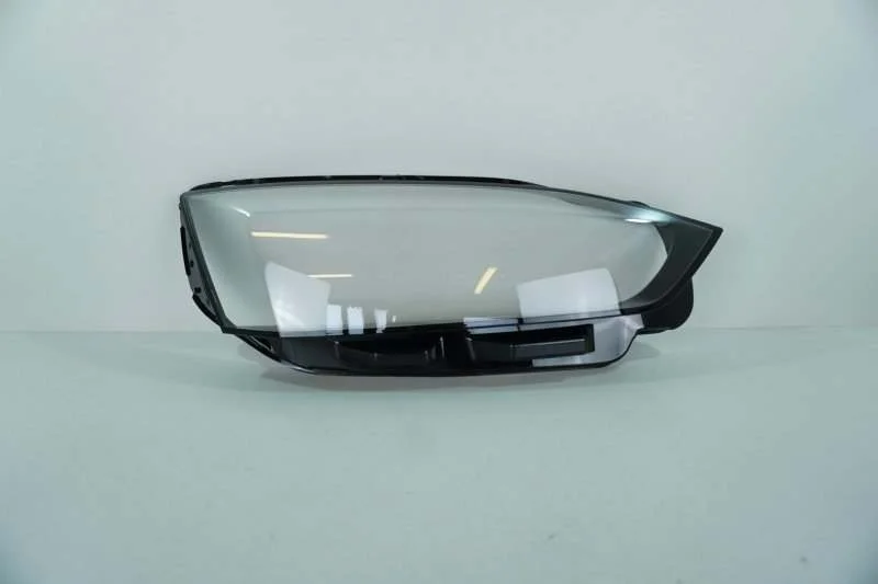 Стекло фары Audi A5 2016-2020 8W6941774D F5, правое