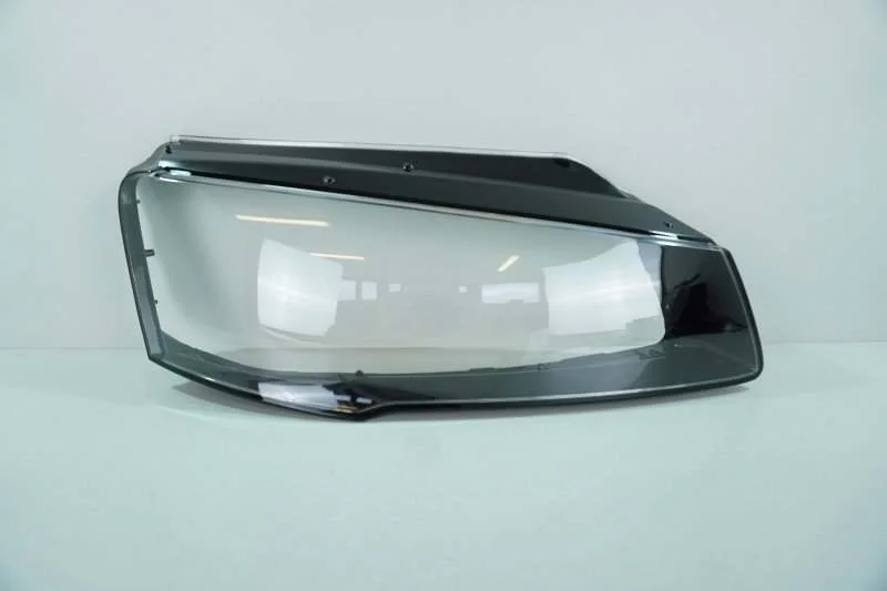 Стекло фары Audi A8 2013-2017 4H0941036 D4 4H, переднее правое