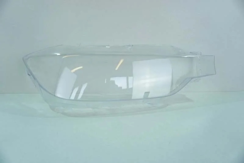 Стекло фары BMW 3er 2011-2016 63117259526 F30, правое