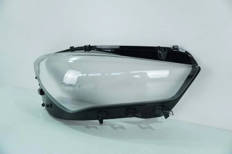 Стекло фары Mercedes-Benz CLA-class 2019- A1189062600 X118, правое