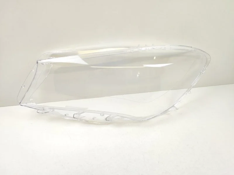 Стекло фары Mercedes-Benz CLA-class 2013-2016 A1179065100 X117, левое