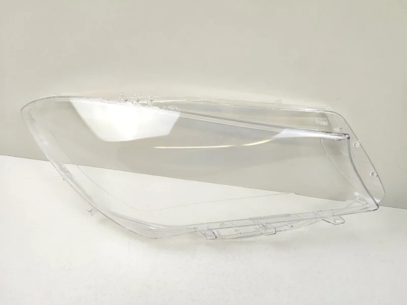 Стекло фары Mercedes-Benz CLA-class 2013-2016 A1179065200 X117, правое