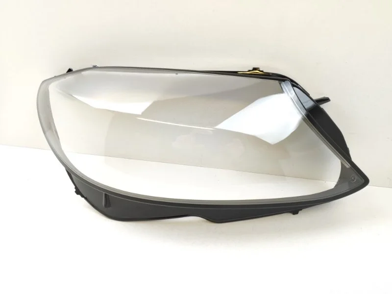 Стекло фары Mercedes-Benz C-class 2018-2021 A2059068005 W205, правое