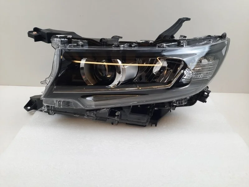 Фара Toyota Land Cruiser Prado 2017- 8118560N20 150, левая