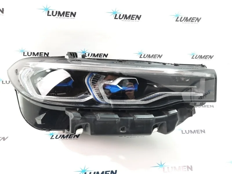 Фара BMW X7 2019-2022 63117933324 G07, передняя правая
