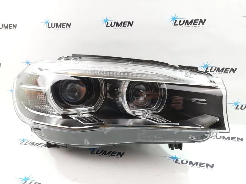 Фара BMW X5 2013-2015 63117317102 F15/F16, передняя правая