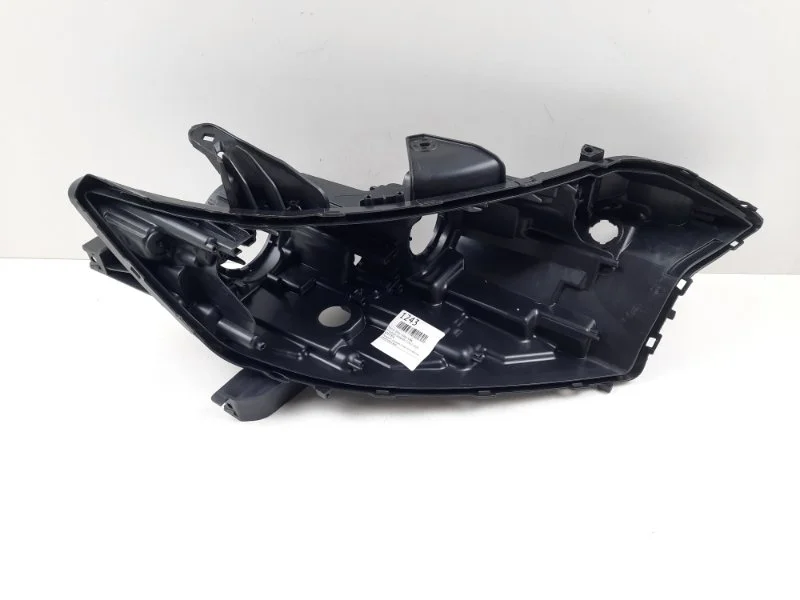 Корпус фары Mitsubishi Outlander 2015- 8301C836 3, передний правый