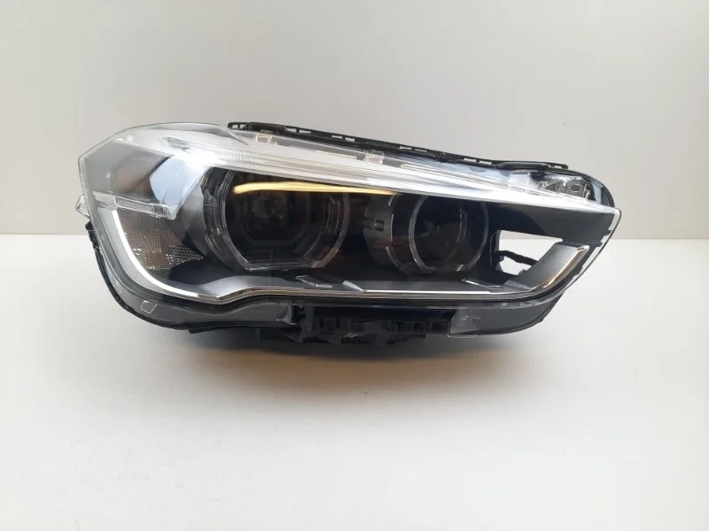 Фара BMW X1 2015-2019 63117495004 F48, передняя правая