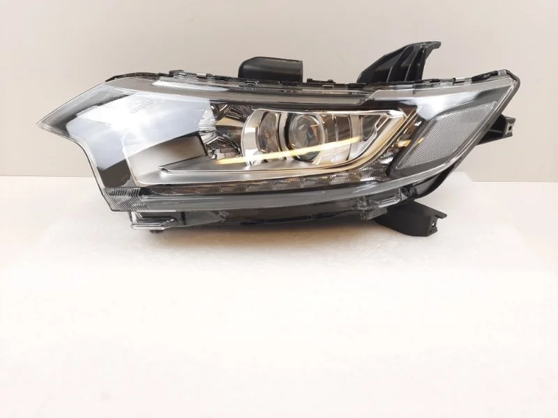 Фара Mitsubishi Outlander 2015-2018 8301C853 3, левая