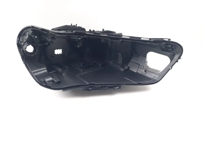 Корпус фары BMW X1 2015-2019 63117428735 F48, правый