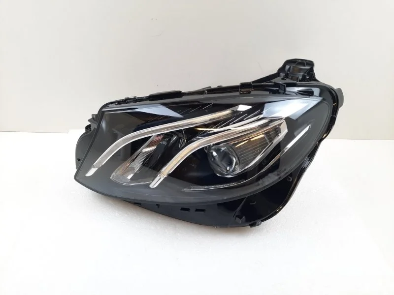 Фара Mercedes-Benz E-Class 2016-2020 A2139066501 W213, левая