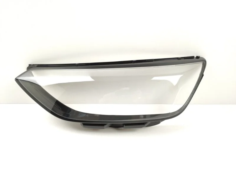 Стекло фары Audi A4 2019- 8W0941033D B9, левое