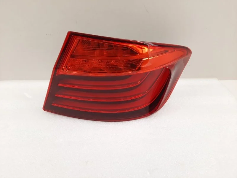 Фонарь BMW 5er 2013-2017 63217306162 F10, правый