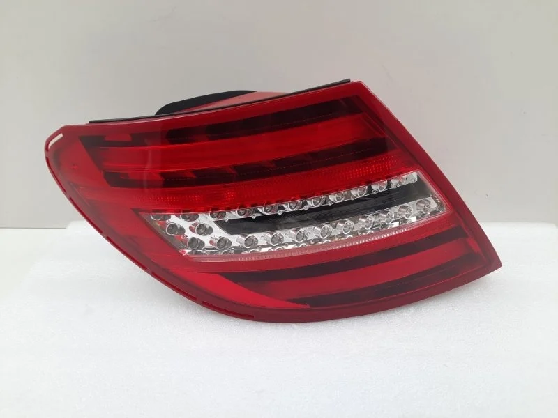 Фонарь Mercedes-Benz C-class 2011-2015 2049060203 W204, левый
