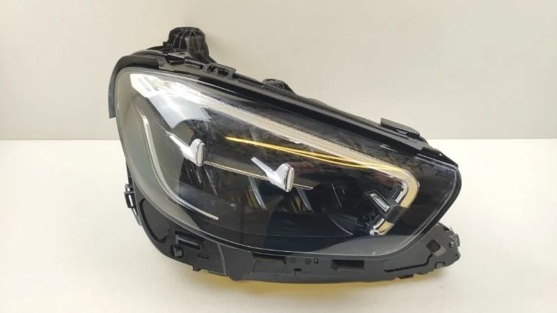 Фара Mercedes-Benz E-Class 2020-2022 A2139066408 W213, правая