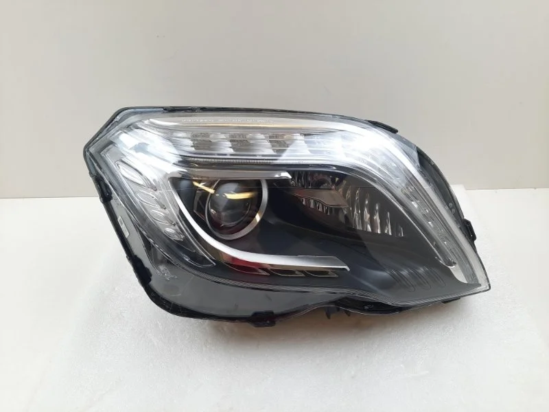 Фара Mercedes-Benz GLK 2012-2015 А2048201539 X204, правая