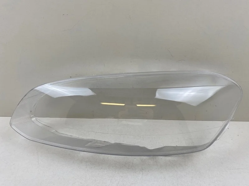 Стекло фары Volvo XC60 2013-2017 31420257 РЕСТАЙЛИНГ, левое