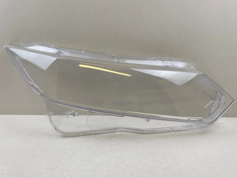 Стекло фары Nissan Qashqai 2017-2022 26010HV00B J11, правое