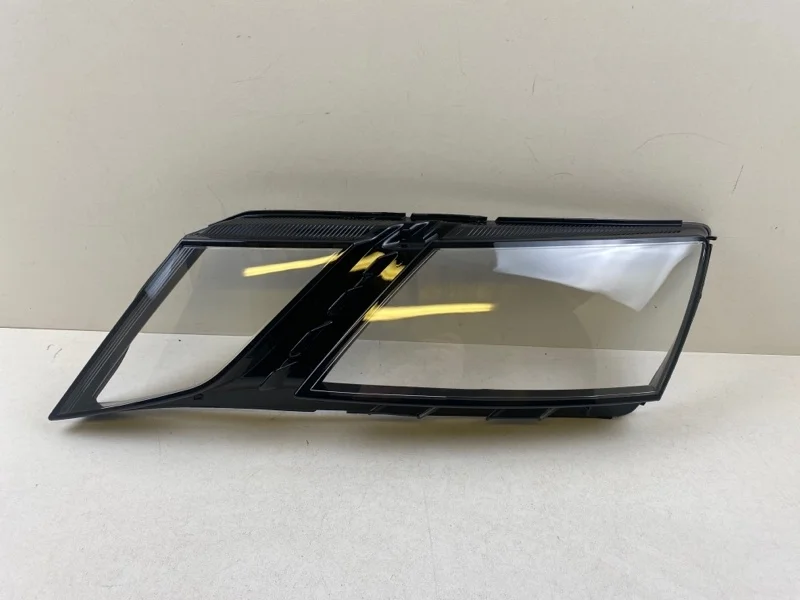 Стекло фары Skoda Octavia 2018-2020 5E1941016D A7, левое