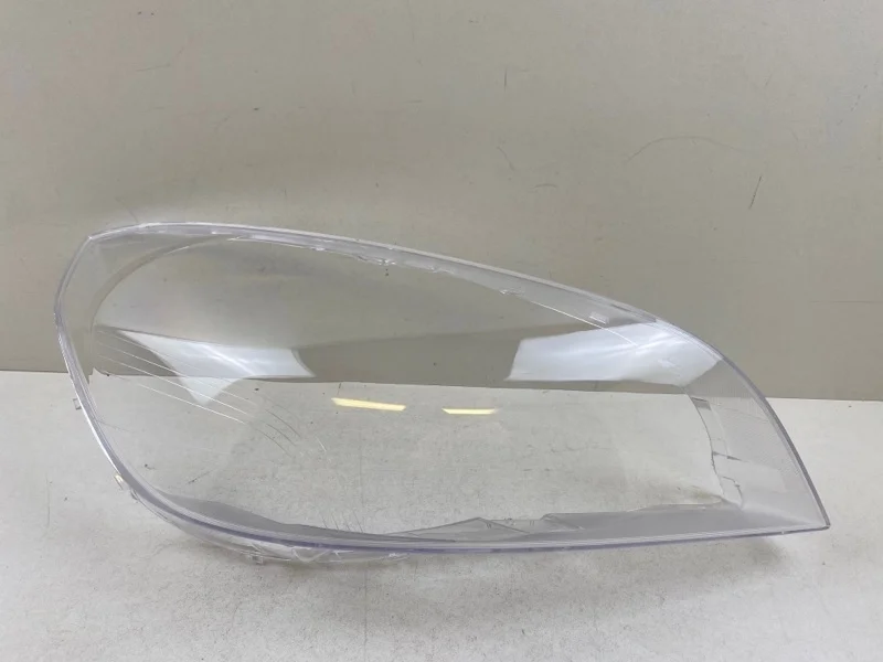 Стекло фары Volvo s60 2010-2013 31299993 2, правое