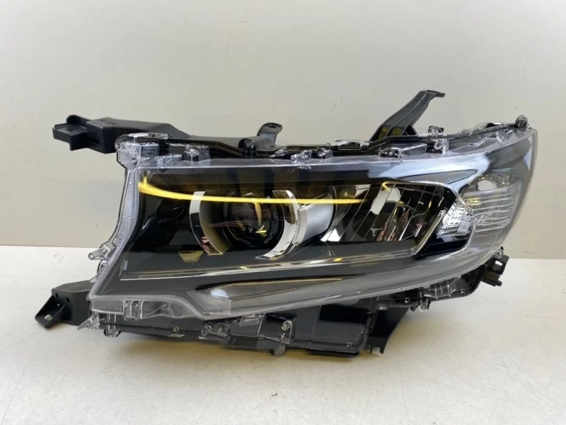 Фара Toyota Land Cruiser Prado 2017-2021 8118560N20 150, левая