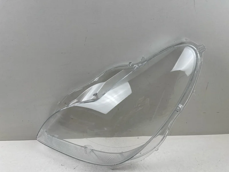 Стекло фары Mercedes-Benz CLS-class 2004-2009 A2198200961 C219, левое