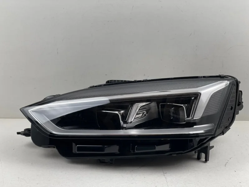 Фара Audi A5 2016-2020 8W6941773D F5, левая