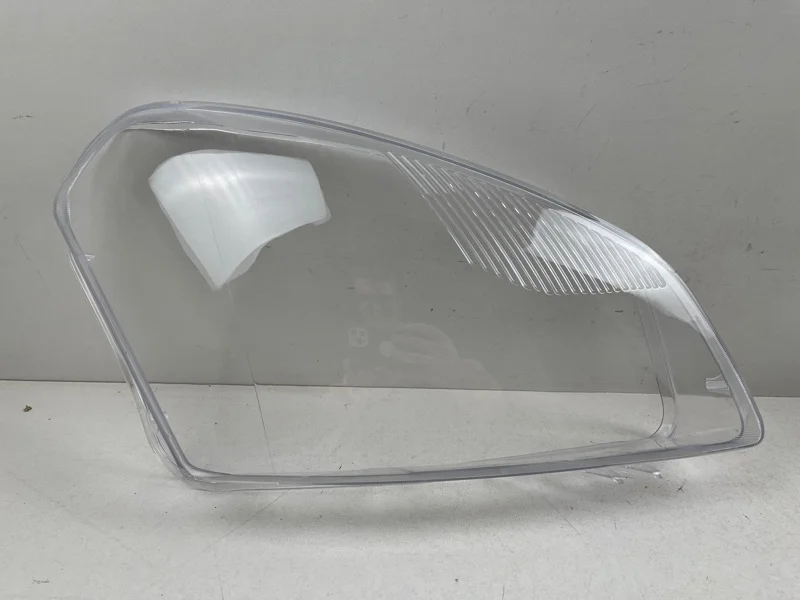 Стекло фары Nissan Qashqai 2006-2010 26010JD90A J10, правое
