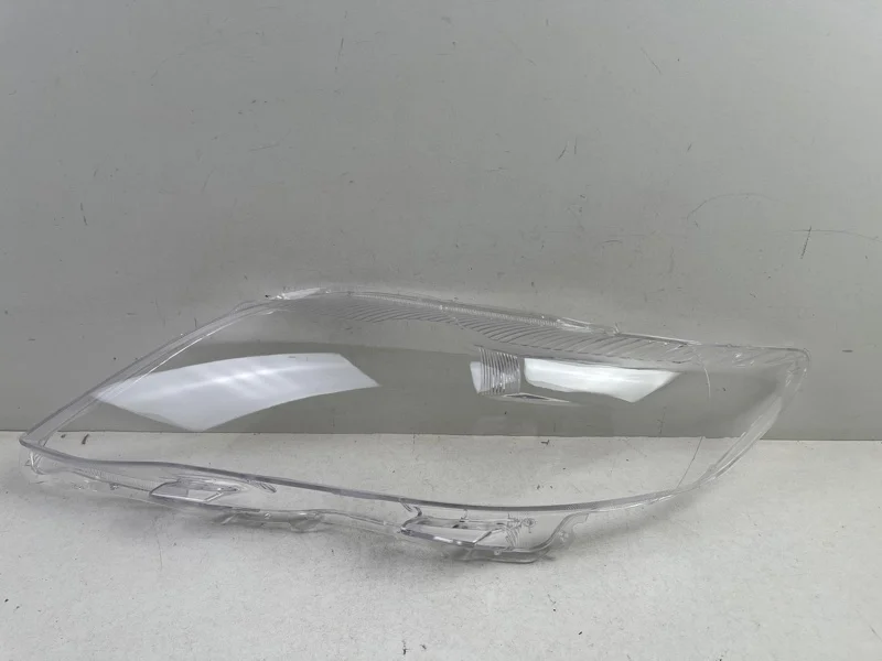 Стекло фары Toyota Camry 2009-2011 8117033640 V40, левое