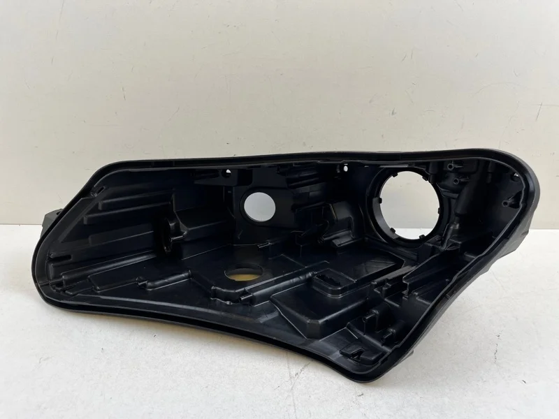 Корпус фары Skoda Superb 2015-2019 3V1941015A 3, левый